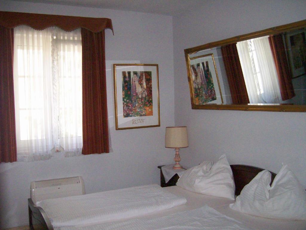 Gaestehaus Auerhahn Vocklabruck Ngoại thất bức ảnh